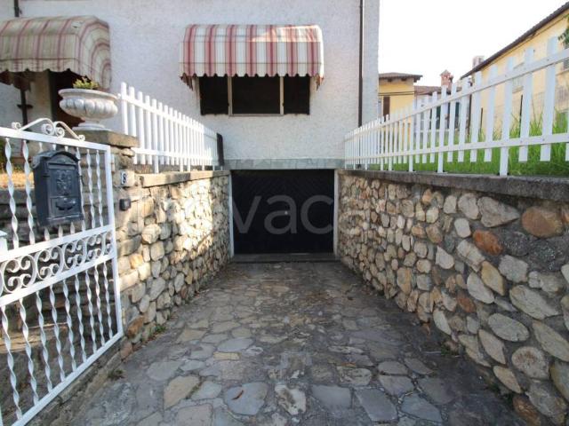 Villa singola in vendita a Bastia Mondovì piazza 4 Novembre, 10