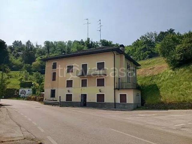 Villa singola in vendita a Belluno via Marcello Miari, 19
