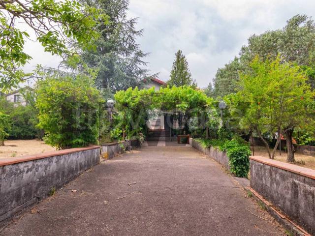 Villa singola in vendita a Belpasso
