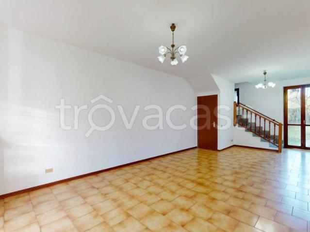 Villa singola in vendita a Besana in Brianza via Roletto, 2
