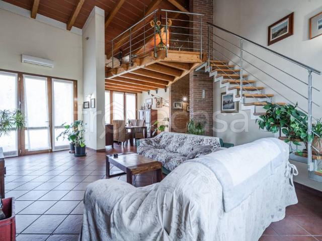 Villa singola in vendita a Bondeno via Paolecchio, 144