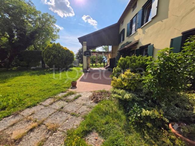 Villa singola in vendita a Bolzano Vicentino via Albereria, Lisiera