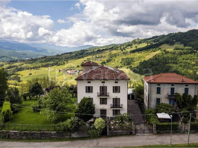 Villa singola in vendita a Borgo Val di Taro