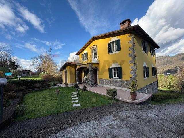 Villa singola in vendita a Borgo a Mozzano, Gioviano