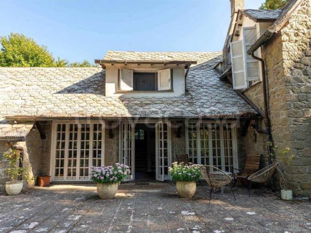 Villa singola in vendita a Bracciano via del Pianello, 3