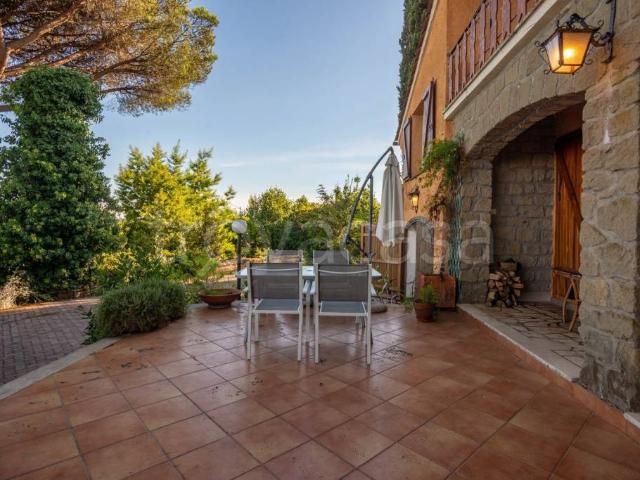 Villa singola in vendita a Bracciano via Santa Lucia