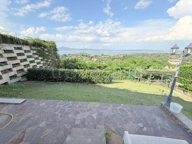 Villa singola in vendita a Bracciano via Santa Lucia