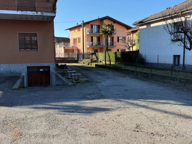 Villa singola in vendita a Brebbia