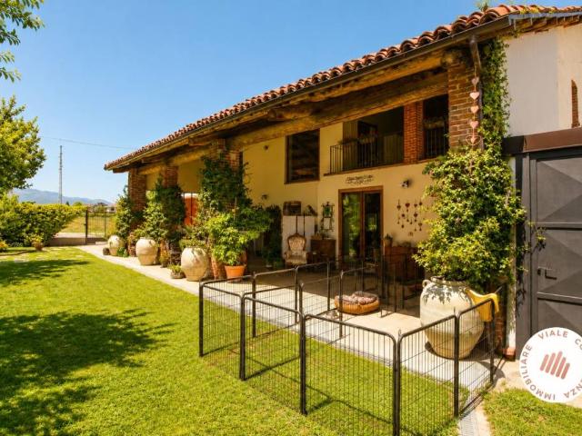 Villa singola in vendita a Busca via Ferrera, 44