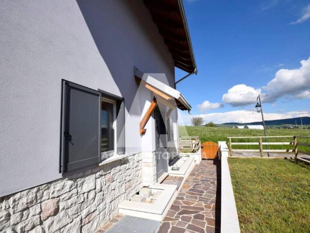 Villa singola in vendita a Camporovere, Canove di Roana