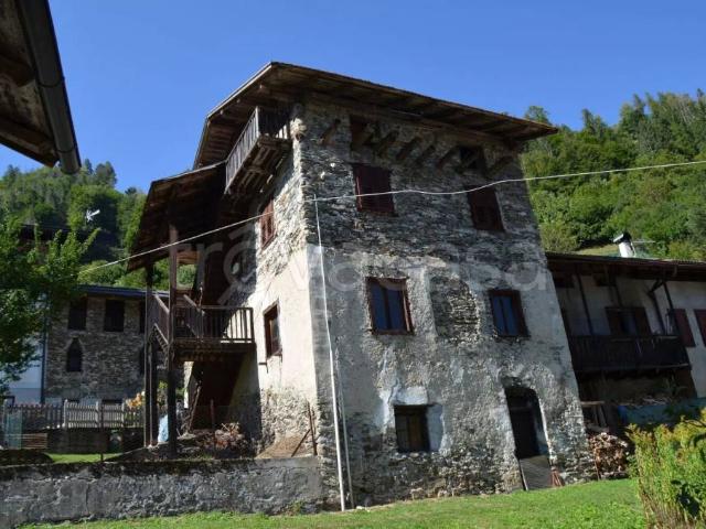 Villa singola in vendita a Canal San Bovo