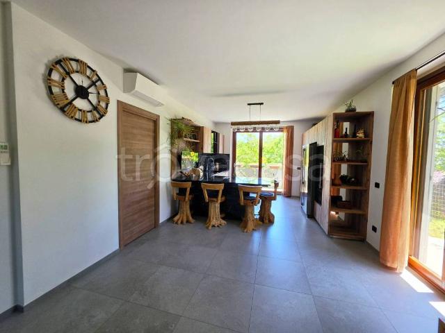 Villa singola in vendita a Cadorago via Luigi Verga, 52