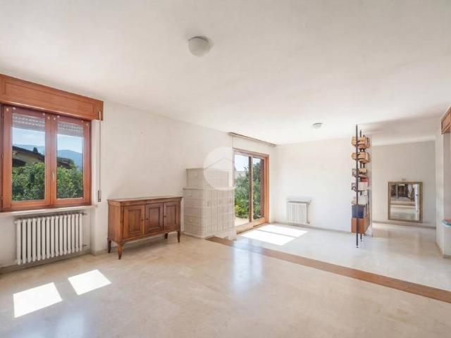Villa singola in vendita a Caprino Veronese via Cappuccini, 14