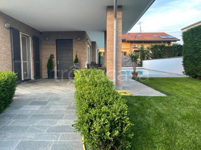 Villa singola in vendita a Carignano via Trieste, 11