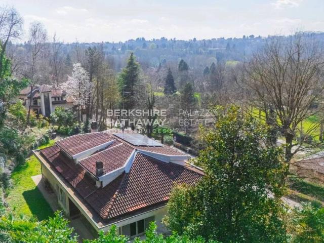 Villa singola in vendita a Carimate via del Golf