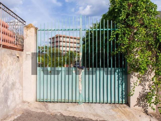 Villa singola in vendita a Catania viale Delle Olimpiadi, 16, Cannizzaro
