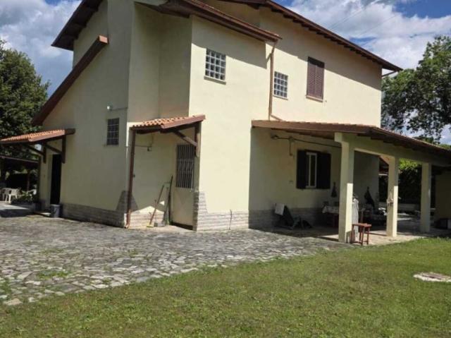 Villa singola in vendita a Cave via Spirito Santo