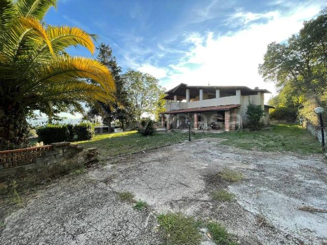 Villa singola in vendita a Cave