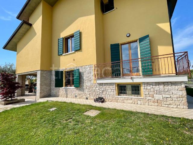 Villa singola in vendita a Cavriana via Isabella d'Este