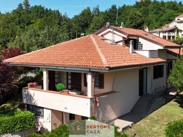 Villa singola in vendita a Cengio via Rocchetta