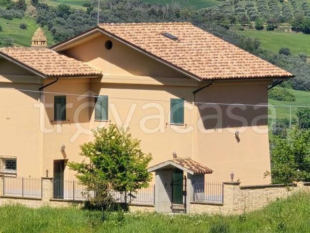 Villa singola in vendita a Cellino Attanasio