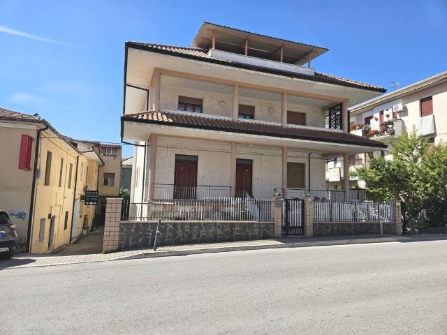 Villa singola in vendita a Cepagatti via Dante Alighieri, 94