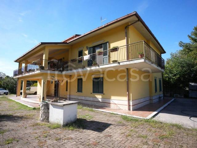Villa singola in vendita a Cervaro via Gargano
