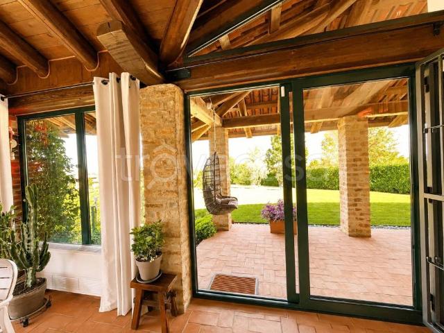 Villa singola in vendita a Cherasco via La Morra, 72