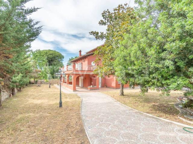 Villa singola in vendita a Ciampino via delle Pantanelle, 12