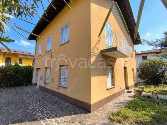 Villa singola in vendita a Civate