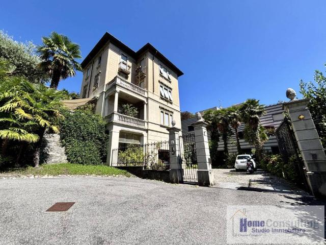 Villa singola in vendita a Como, Villa Aprica