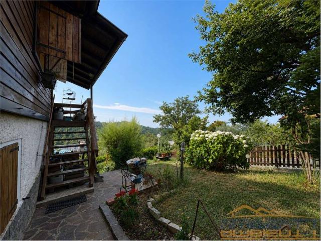 Villa singola in vendita a Colle Brianza via San Nicola, 80