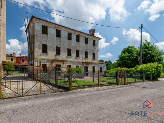 Villa singola in vendita a Corbolone, San Stino di Livenza