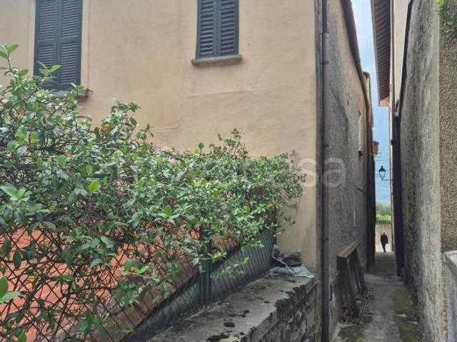 Villa singola in vendita a Corenno Plinio, Dervio