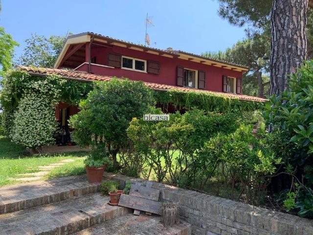 Villa singola in vendita a Fano, San Biagio Roncosambaccio