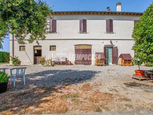 Villa singola in vendita a Faenza, Reda