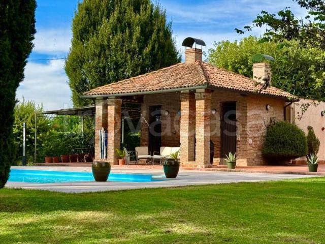 Villa singola in vendita a Ferrara, Aguscello
