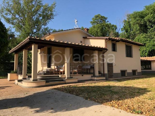 Villa singola in vendita a Giove