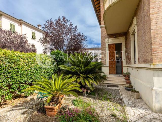 Villa singola in vendita a Grosseto via Giovanni Amendola, 3, Via dei Mille