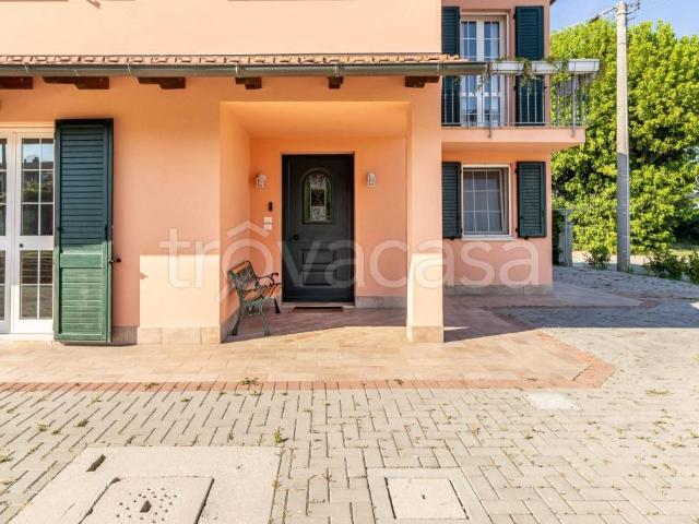 Villa singola in vendita a Imola via Canaletta