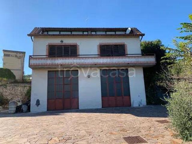 Villa singola in vendita a Jelsi
