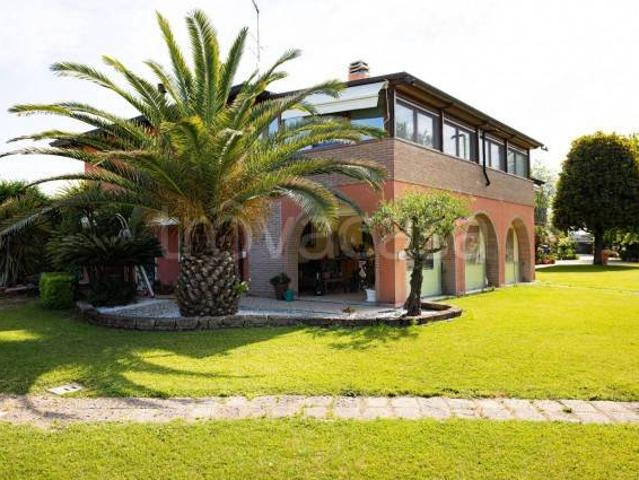 Villa singola in vendita a Jesolo via Aleardo Aleardi
