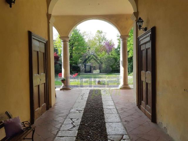 Villa singola in vendita a Longhena