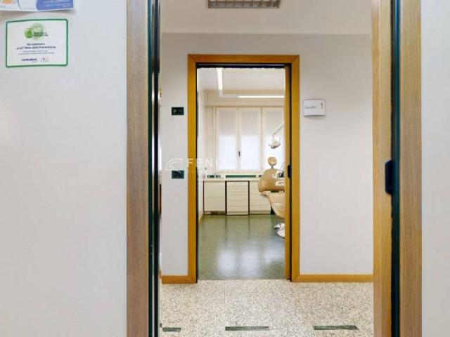 Villa singola in vendita a Locate di Triulzi