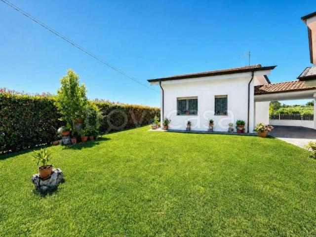Villa singola in vendita a Lucca via dei Marzi, 665, San Pietro a Vico San Cassiano