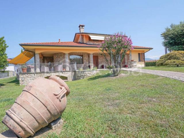 Villa singola in vendita a Mapello