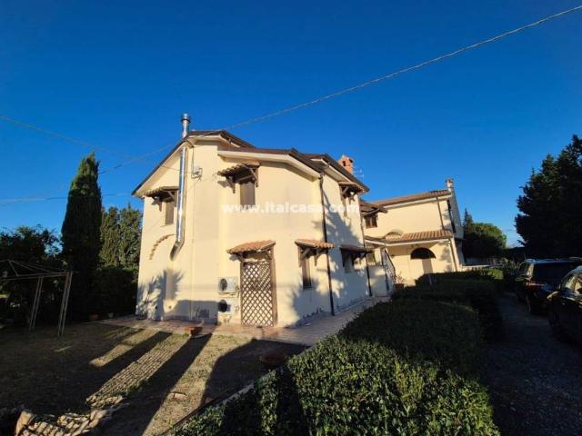 Villa singola in vendita a Margherita, Crotone