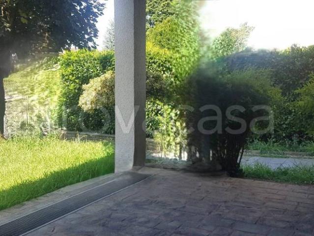 Villa singola in vendita a Mariano Comense viale Piave, 30