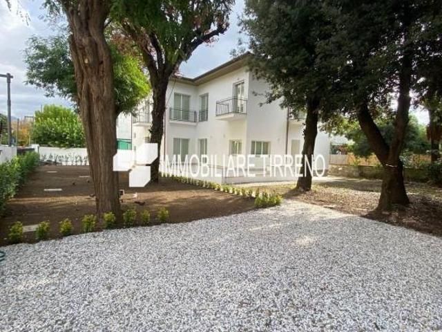 Villa singola in vendita a Massa via Vittorio Veneto, 81, Marina di Massa Centro