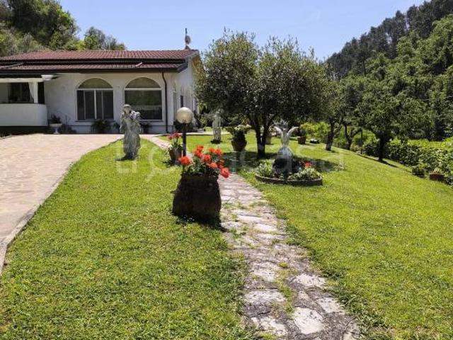 Villa singola in vendita a Massa, Mirteto